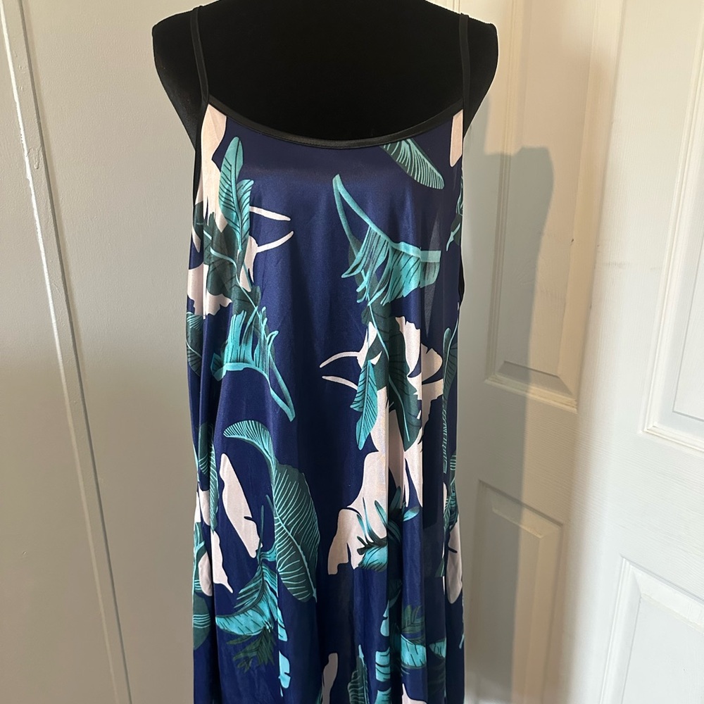 Tropical Print Sleeveless Dress